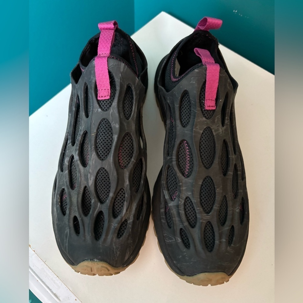Merrell Hydro Runner Slip On Black and Pink Slip-On Shoes